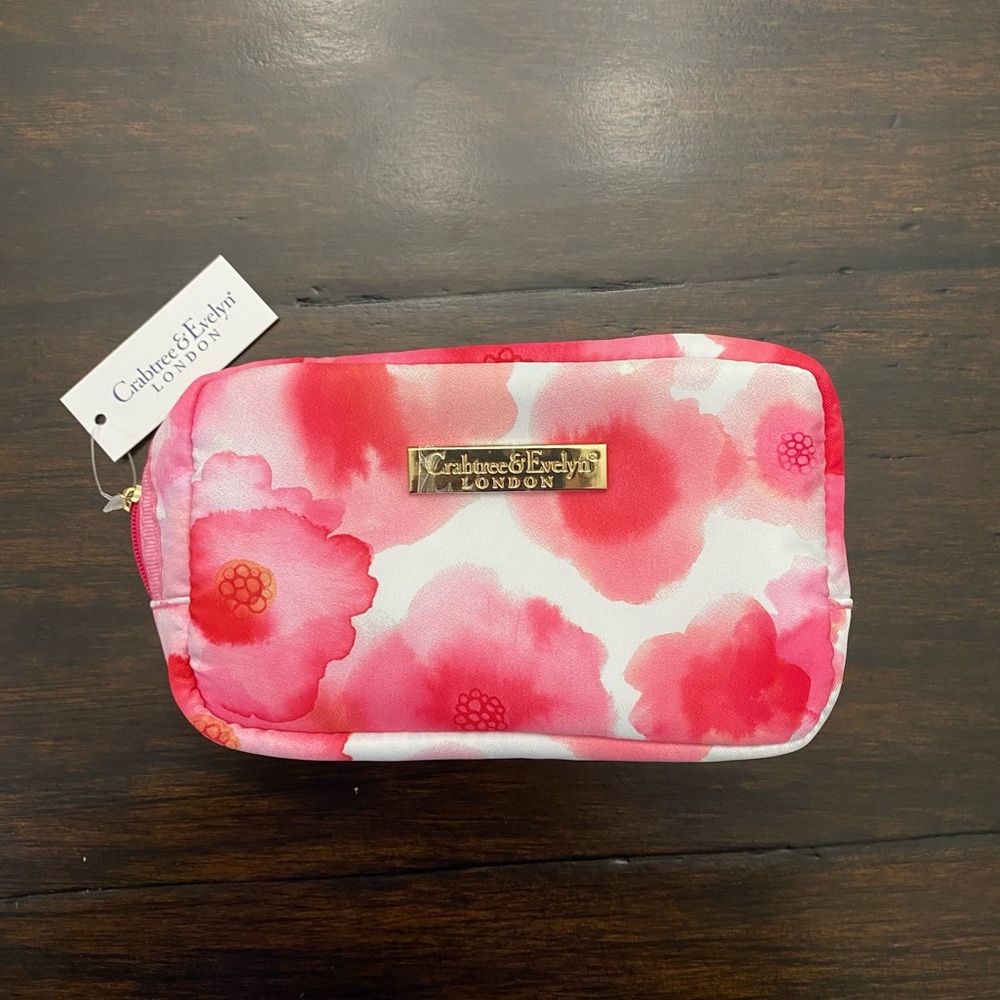 Crabtree & Evelyn Travel Bag